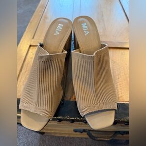 MIA Women's Brown Knit Open-Toe Mules
